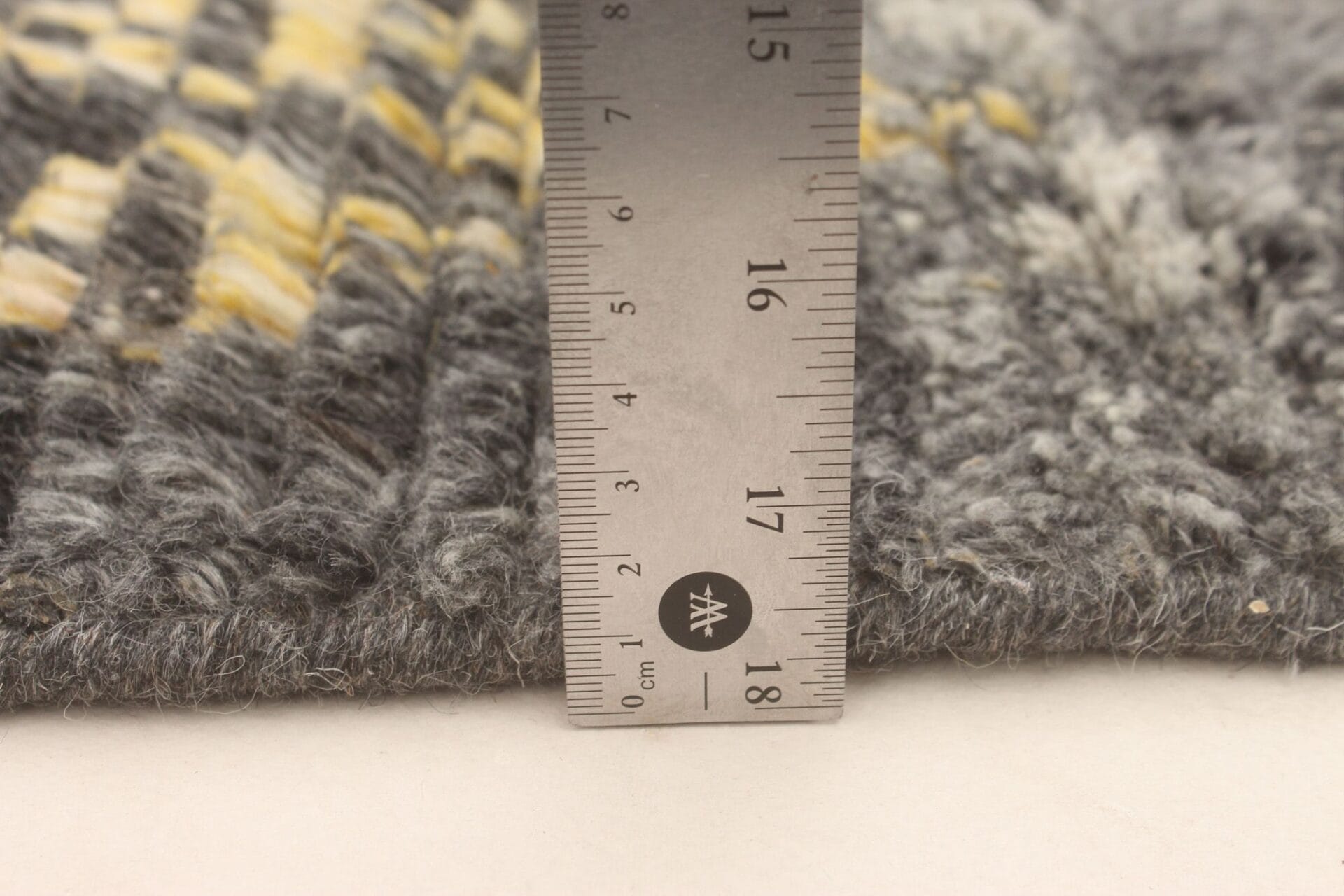 Rowan Arlequin rug grey