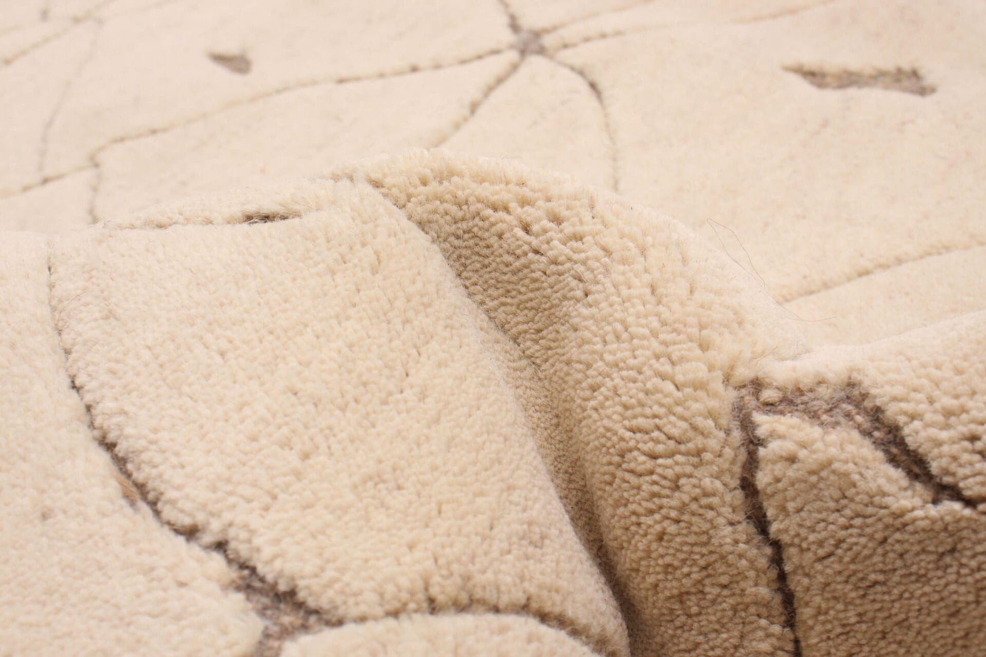 Chiara plain rug beige