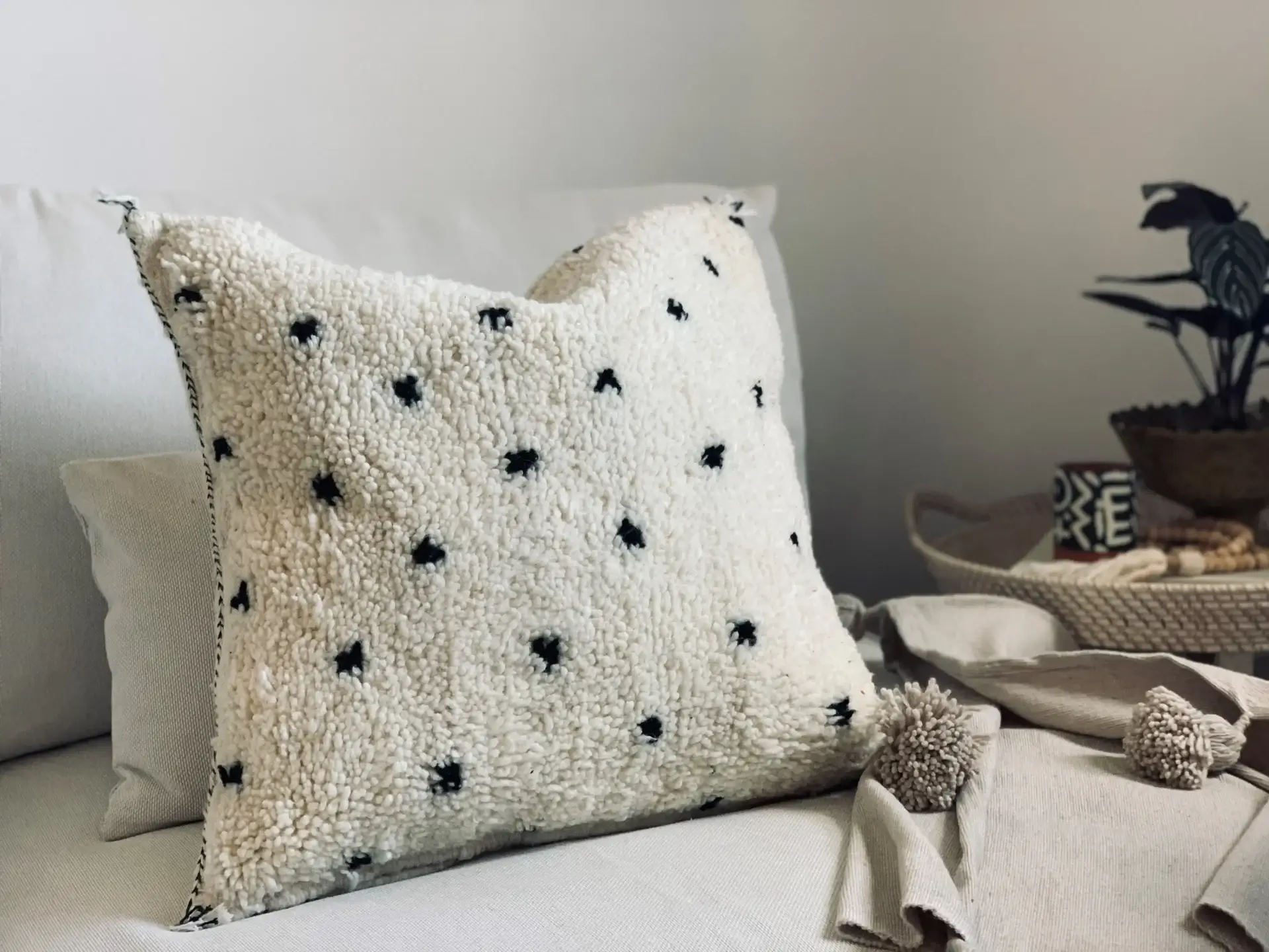 Siham Beni Ouarain cushion white