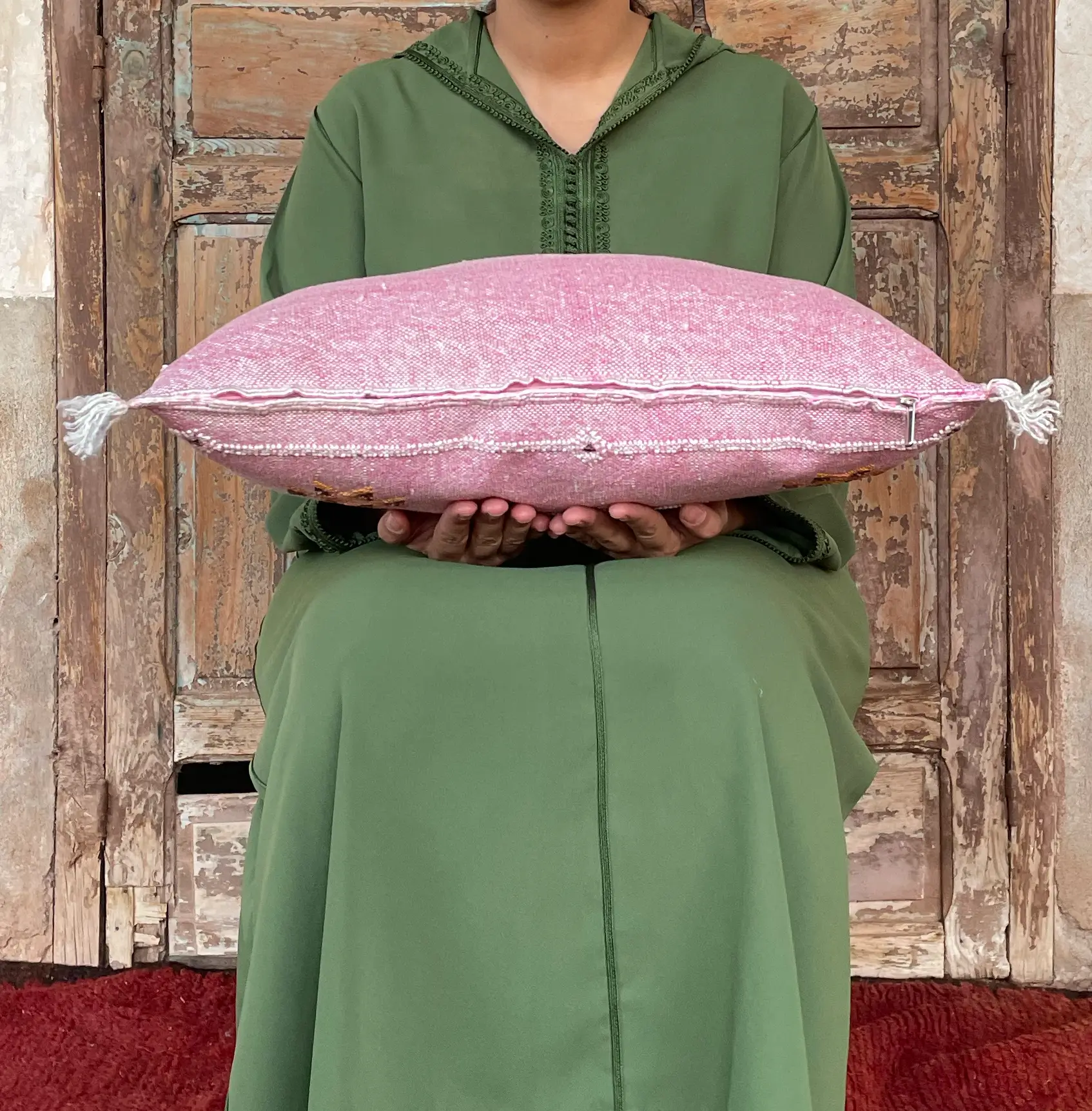 Nour Sabra cushion pink