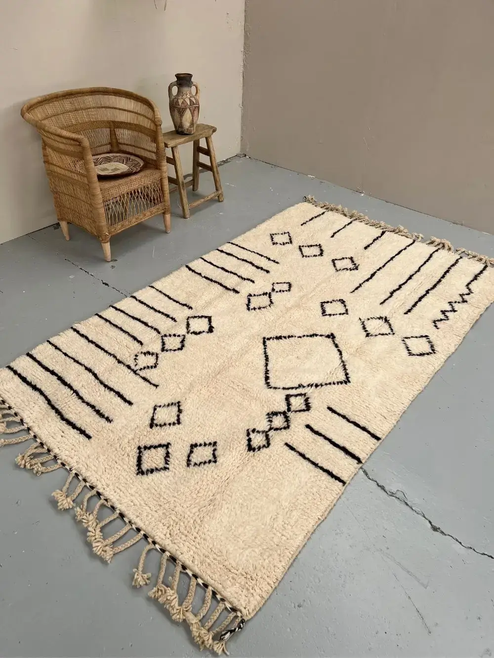 Mouna Azilal rug beige